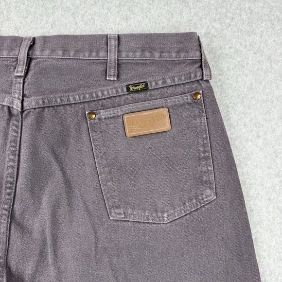 Vintage Wrangler Jeans Mens 40x32 Purple 13MWZ Cowboy Cut Western Made In‎ USA - Picture 1 of 13